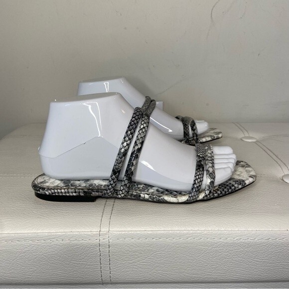 Express Gray White Snake Print Square Toe Sandals Size 7 - Picture 3 of 9